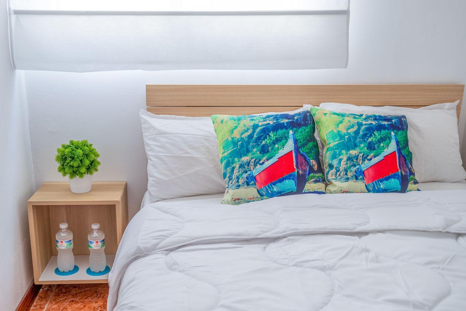 Cama Matrimonio Piso Compartido Homestay Torremolinos