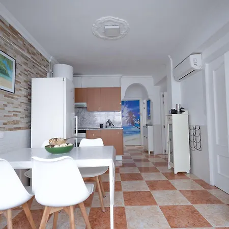 Habitacion Cama Matrimonio Piso Compartido Torremolinos Buitenkant foto