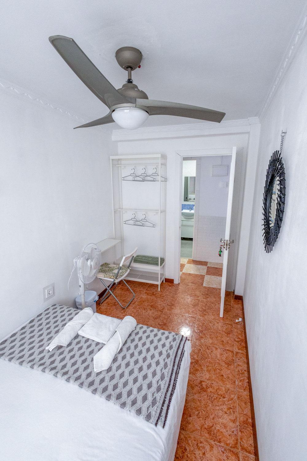 Cama Matrimonio Piso Compartido Séjour chez l'habitant Torremolinos