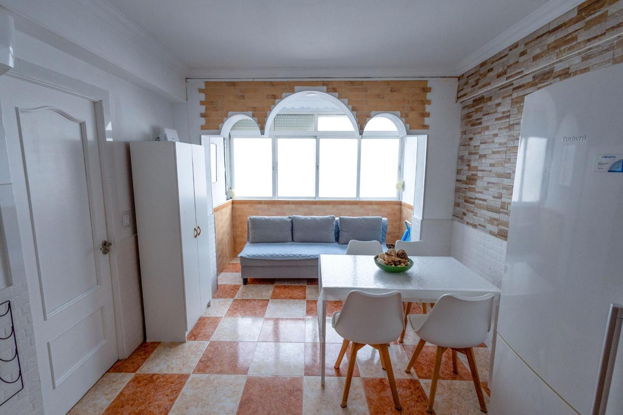 Homestay Cama Matrimonio Piso Compartido